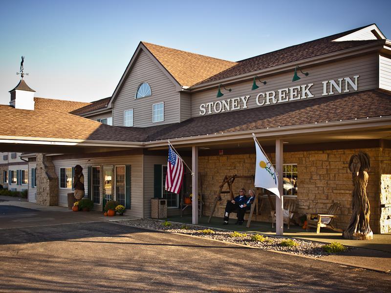 מלון Stoney Creek Lnn גלנה מראה חיצוני תמונה